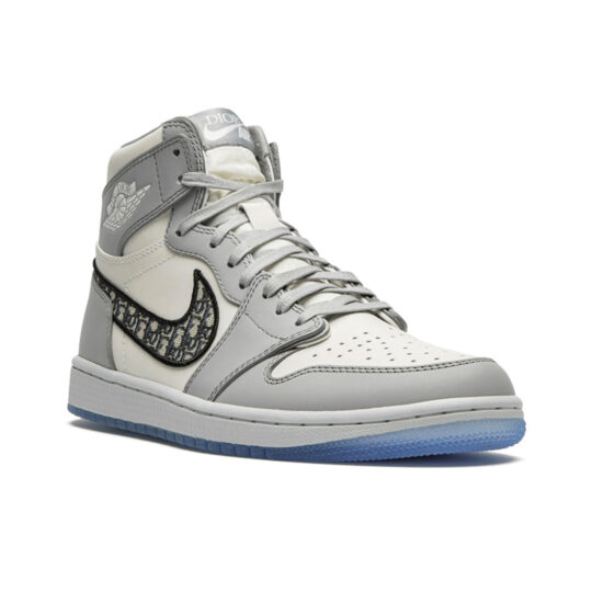 NIKE AIR JORDAN 1 RETRO HIGH DIOR SOLE GREY NIKE AIR JORDAN 1 RETRO HIGH DIOR SOLE GREY