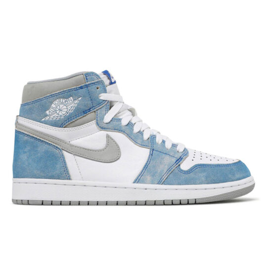 NIKE AIR JORDAN 1 RETRO HIGH OG HYPER ROYAL NIKE AIR JORDAN 1 RETRO HIGH OG HYPER ROYAL