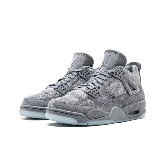 NIKE AIR JORDAN 4 RETRO KAWS NIKE AIR JORDAN 4 RETRO KAWS