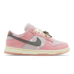 NIKE DUNK LOW LX BARBIE