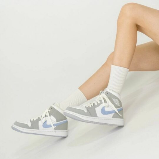 Nike Air Jordan 1 Mid Grey Blue Nike Air Jordan 1 Mid Grey Blue