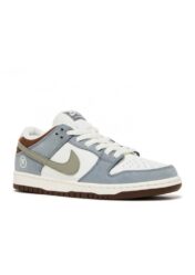 Nike SB Dunk Low x Yuto